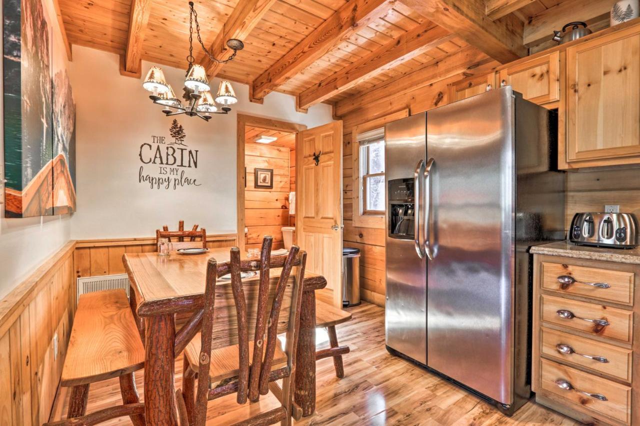 Cozy Cabin With Hot Tub In The Heart Of Pigeon Forgeヴィラ エクステリア 写真